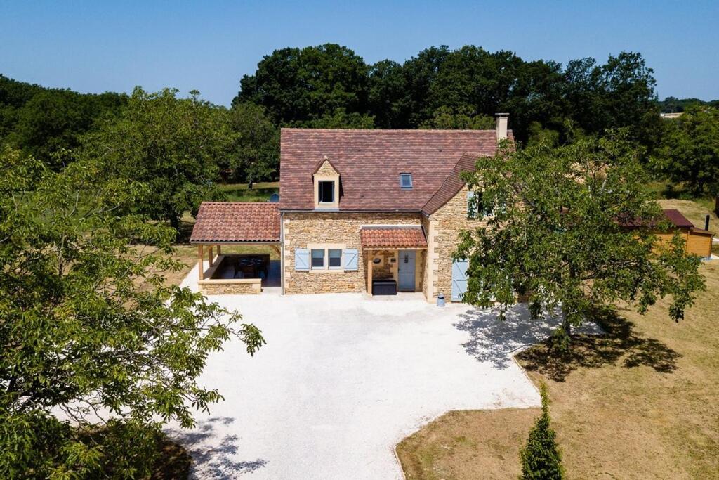 Luxury 3 Bed Home With Heated Swimming Pool Air Con And Boules Pitch Salignac-Eyvigues Экстерьер фото